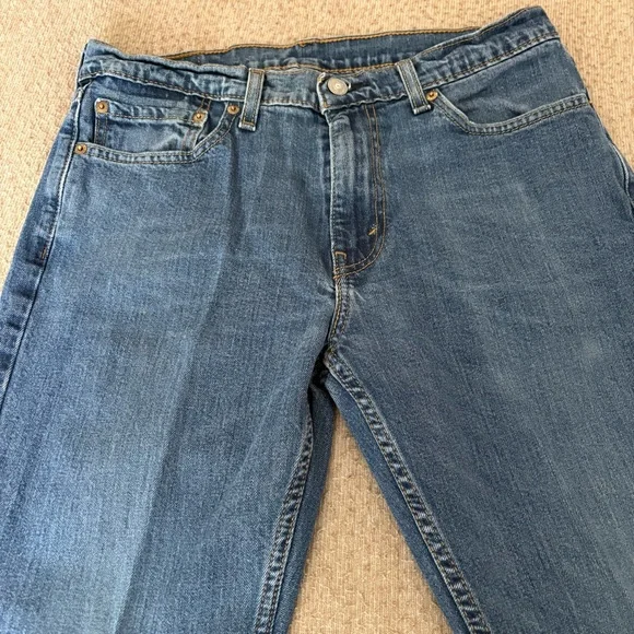 Levi’s Men’s Classic Straight-Leg Blue Jeans 33x30 - Picture 6 of 9